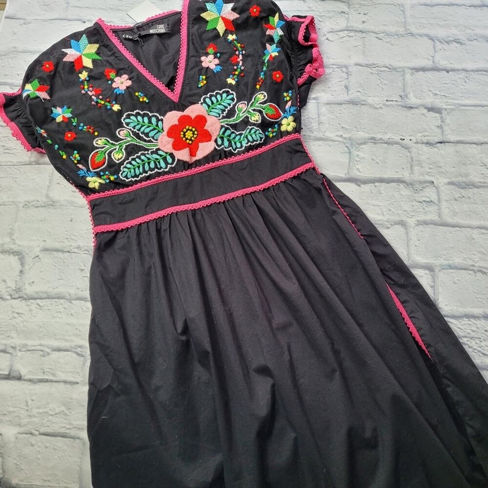 NWT Love Moschino Boho Embroidered Beaded Floral Black Dress Puff Sleeves size 6 - Picture 3 of 16